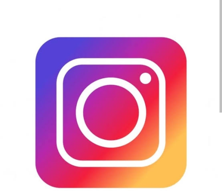 2k follower Instagram 1 year old account available strong